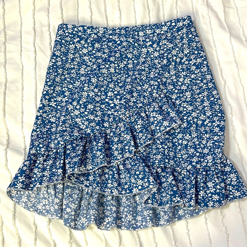 SHEIN teen skirt 12-13 year.